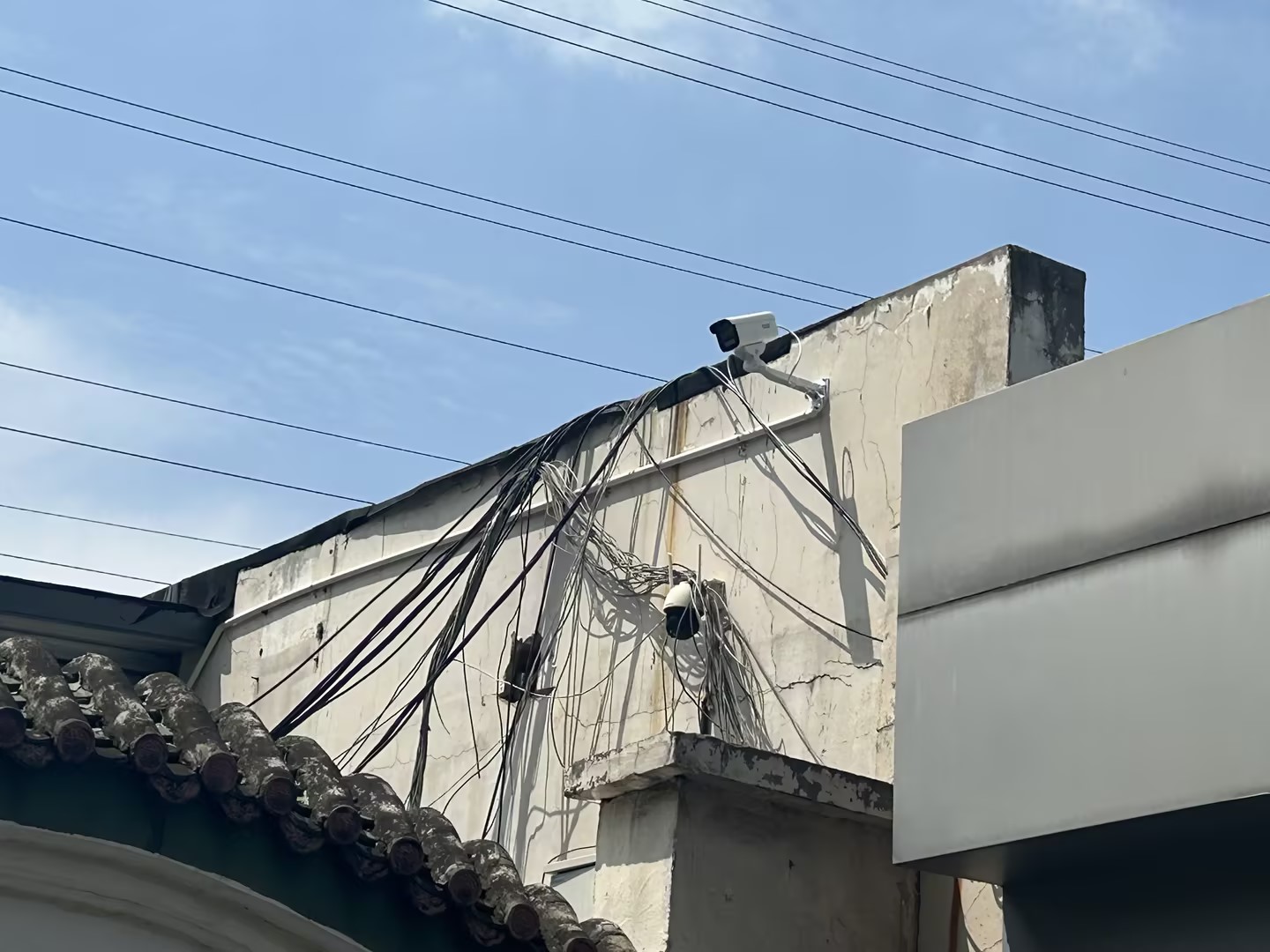 <b>[ 智慧工地监管系统：保安全 促生产 树文明 ]</b>